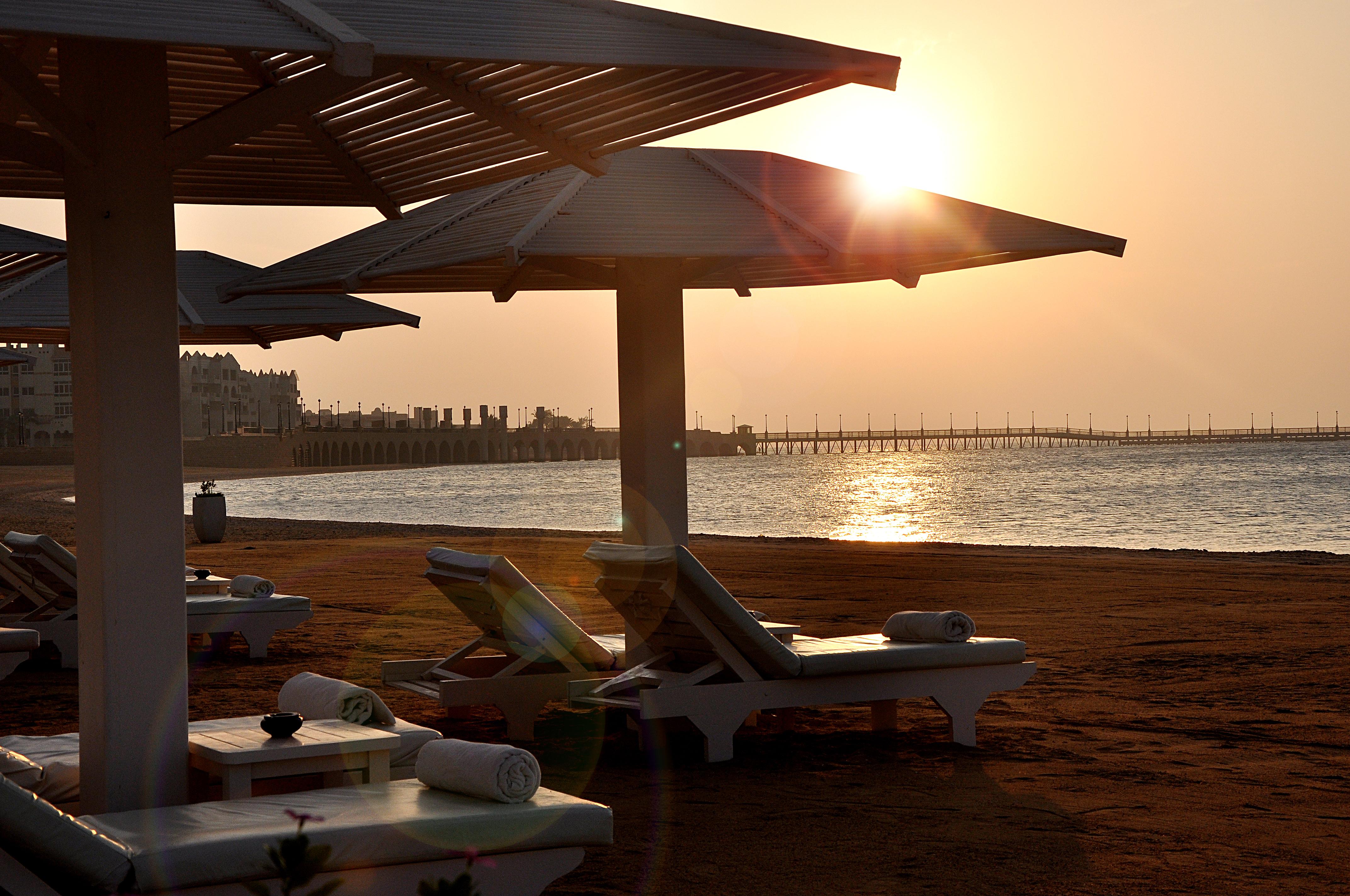 Kaisol Romance Resort Sahl Hasheesh - Adults Only Hurghada Ngoại thất bức ảnh Sunset at the beach